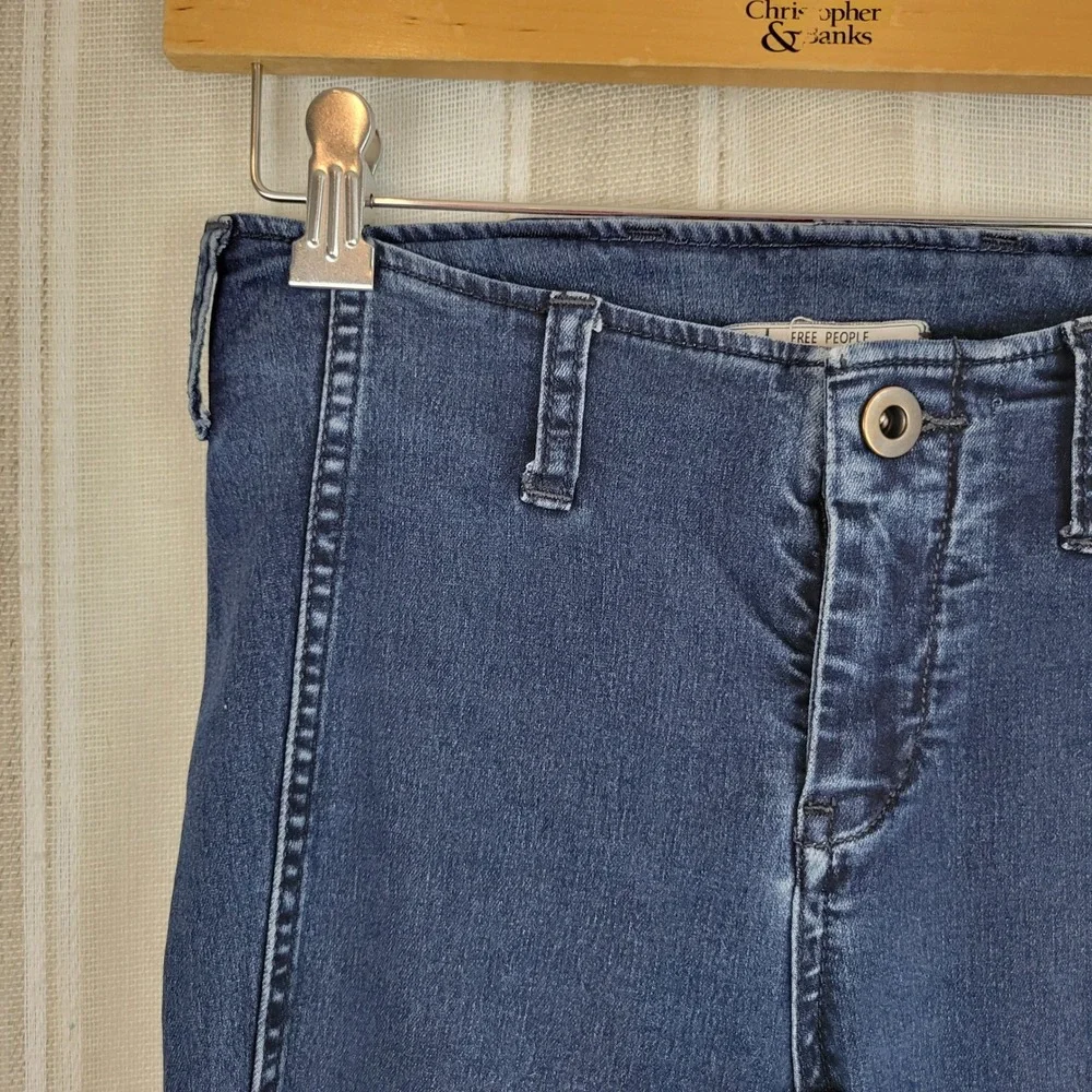 Free People Flare‎ Jeans Blue Size 25